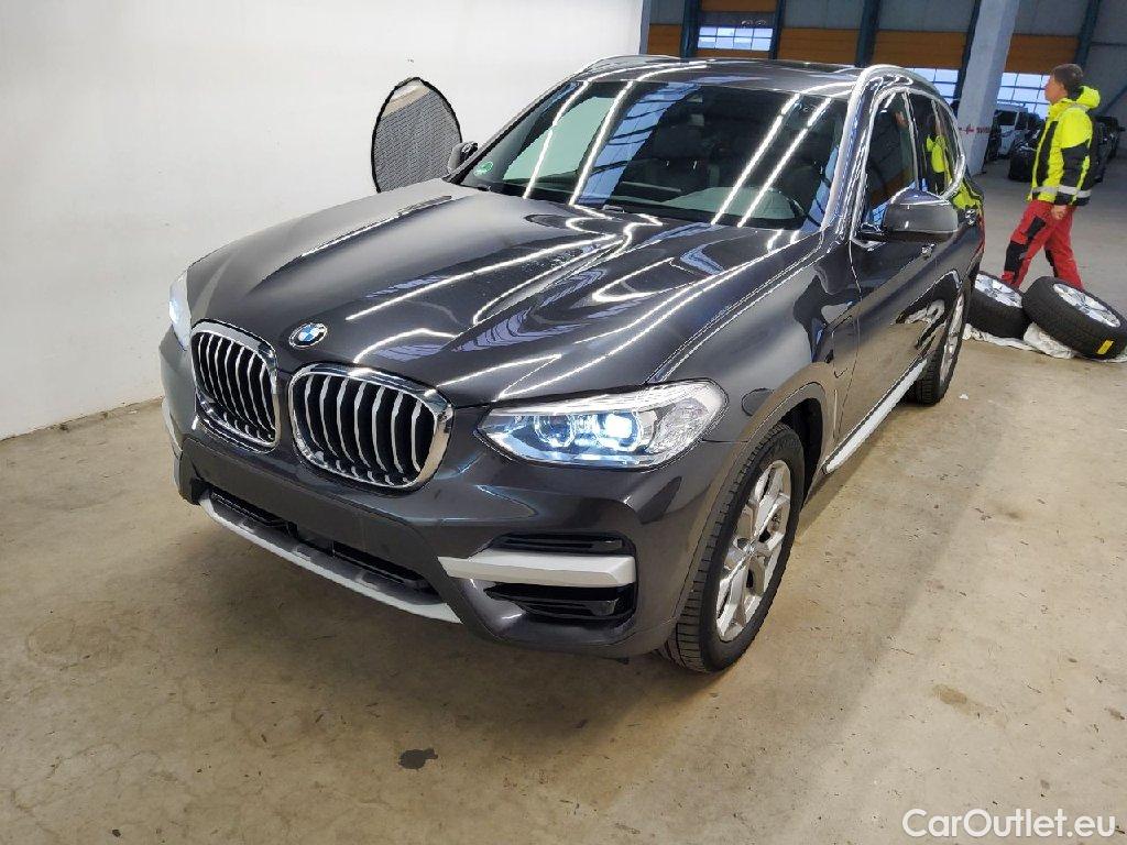 Bmw  X3 Baureihe  xDrive 30 e xLine 2.0 215KW AT8 E6d #1