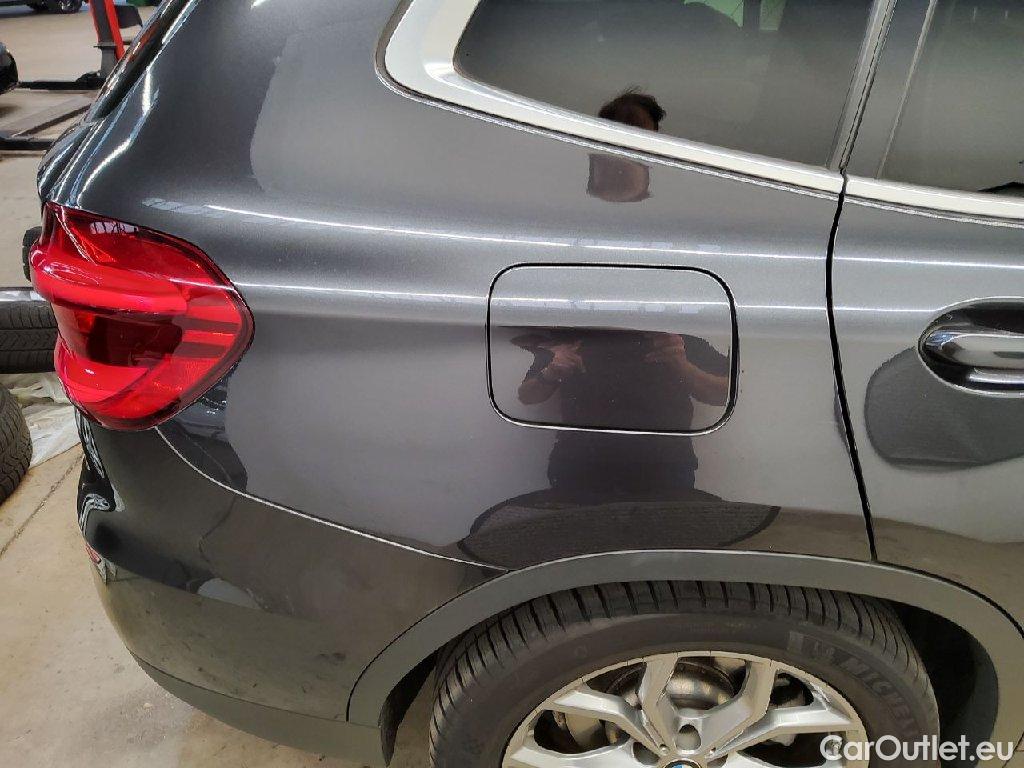 Bmw  X3 Baureihe  xDrive 30 e xLine 2.0 215KW AT8 E6d #31