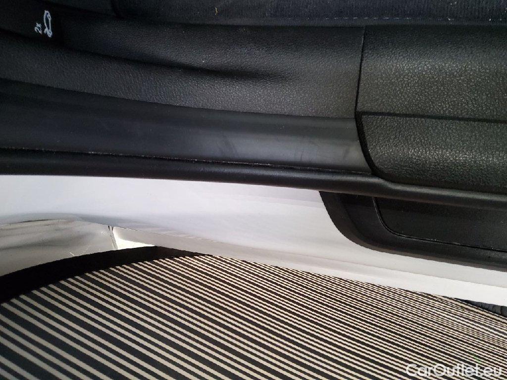 Bmw  Serie 3 Baureihe 3 Lim. 318 d Advantage 2.0 110KW AT8 E6d #37