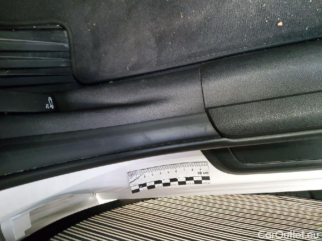 Bmw  Serie 3 Baureihe 3 Lim. 318 d Advantage 2.0 110KW AT8 E6d #38