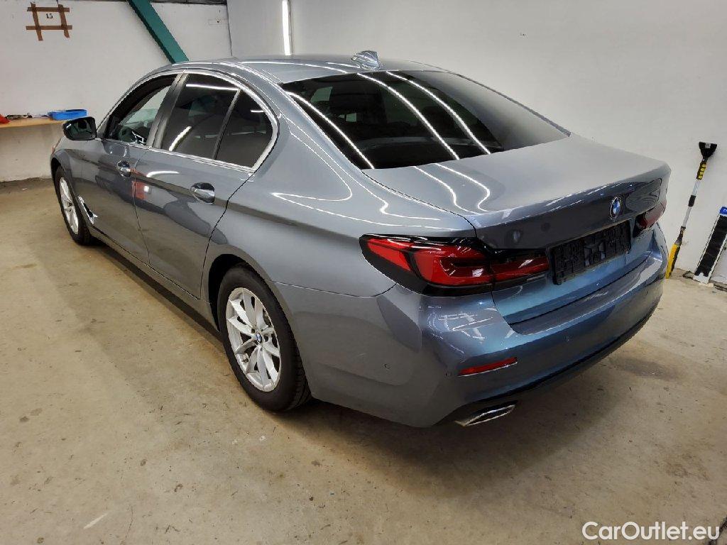 Bmw  Serie 5 Baureihe 5 Lim. 520 d 2.0 140KW AT8 E6d #36