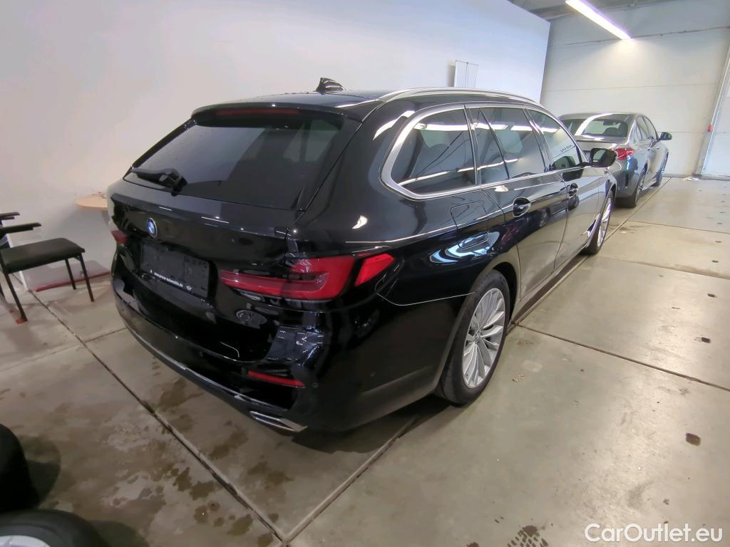 Bmw  Serie 5 Baureihe 5 Touring 520 d xDrive Luxury Line 2.0 140KW AT8 E6d #2