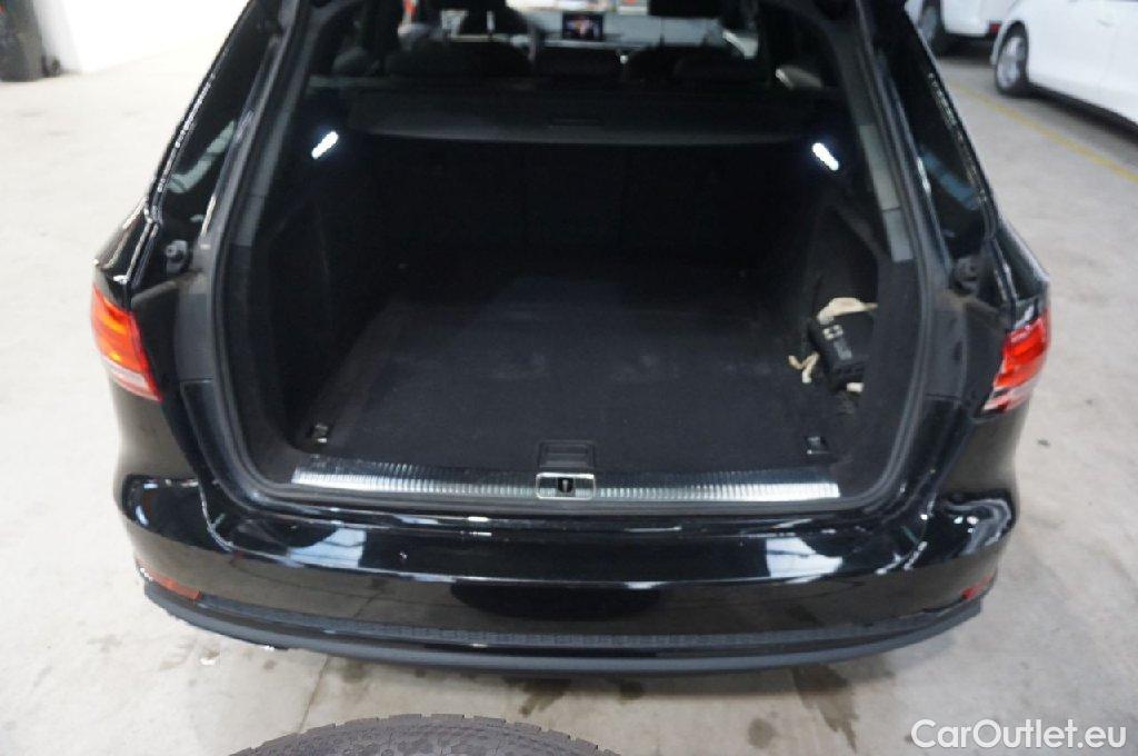 Audi  A4  Avant 35 TFSI 2.0 TFSI 110KW AT7 E6dT #10