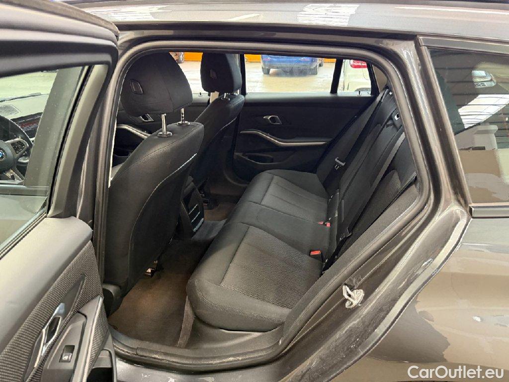Bmw  Serie 3 Baureihe 3 Touring 318 d 2.0 110KW AT8 E6d #9