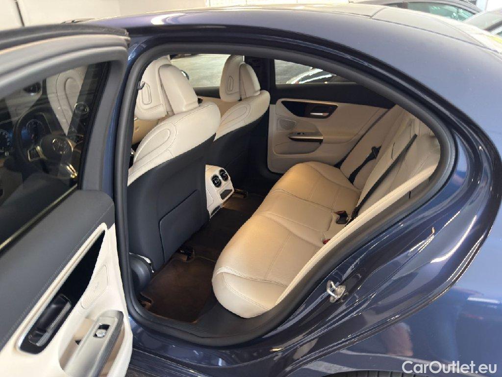 Mercedes  C-Klasse MERCEDES-BENZ  C 300 d 9G-TRONIC Avantgarde 4d 195kW #9