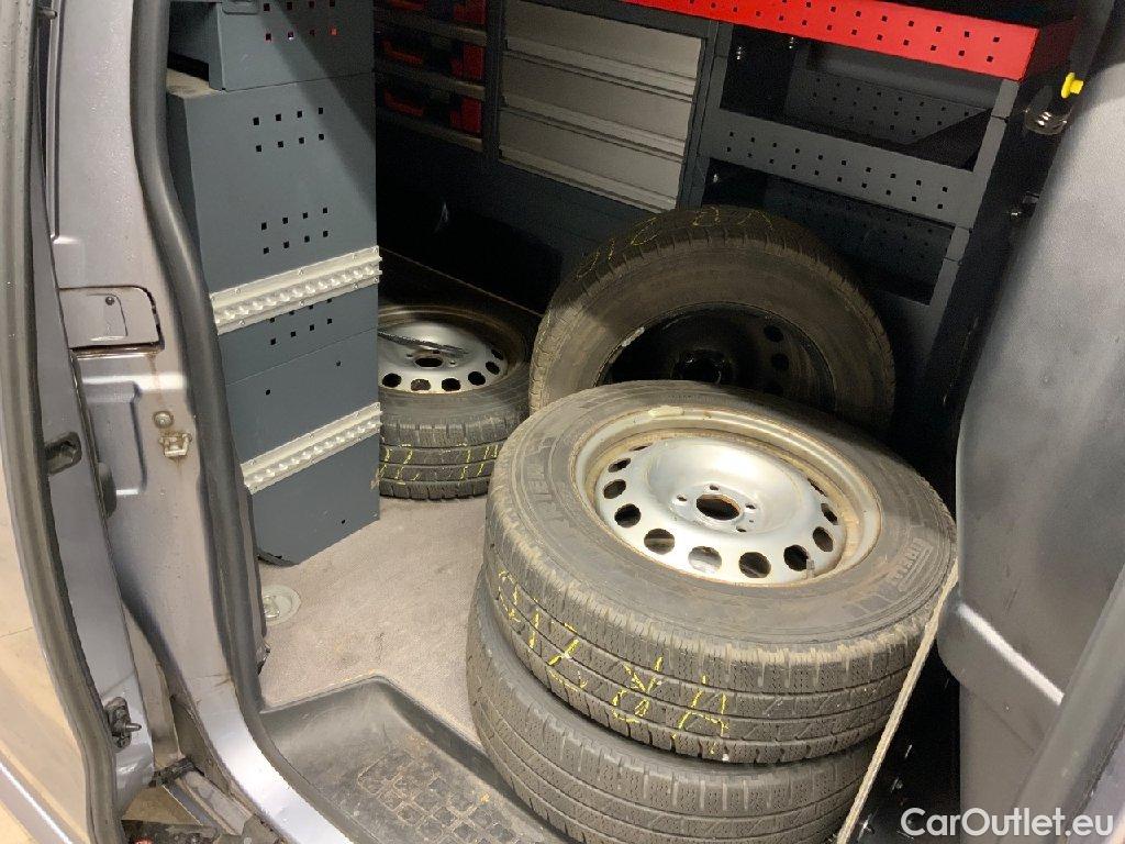 Peugeot  Expert  Kasten Premium L2 2.0 HDi 110KW MT6 E6dT #44