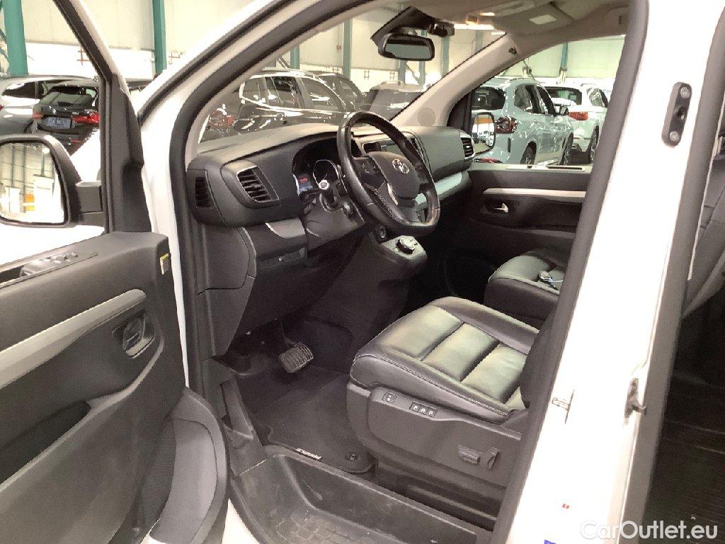 Toyota  Proace  Verso L1 Team D 2.0 130KW AT8 8 Sitzer E6d #4