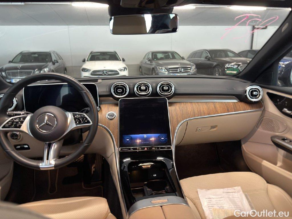 Mercedes  C-Klasse MERCEDES-BENZ  C 300 d 9G-TRONIC Avantgarde 4d 195kW #3