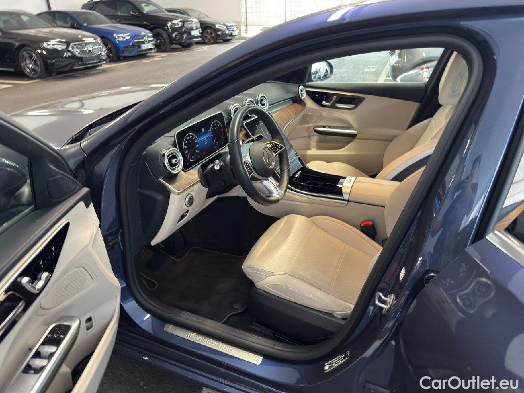 Mercedes  C-Klasse MERCEDES-BENZ  C 300 d 9G-TRONIC Avantgarde 4d 195kW #4