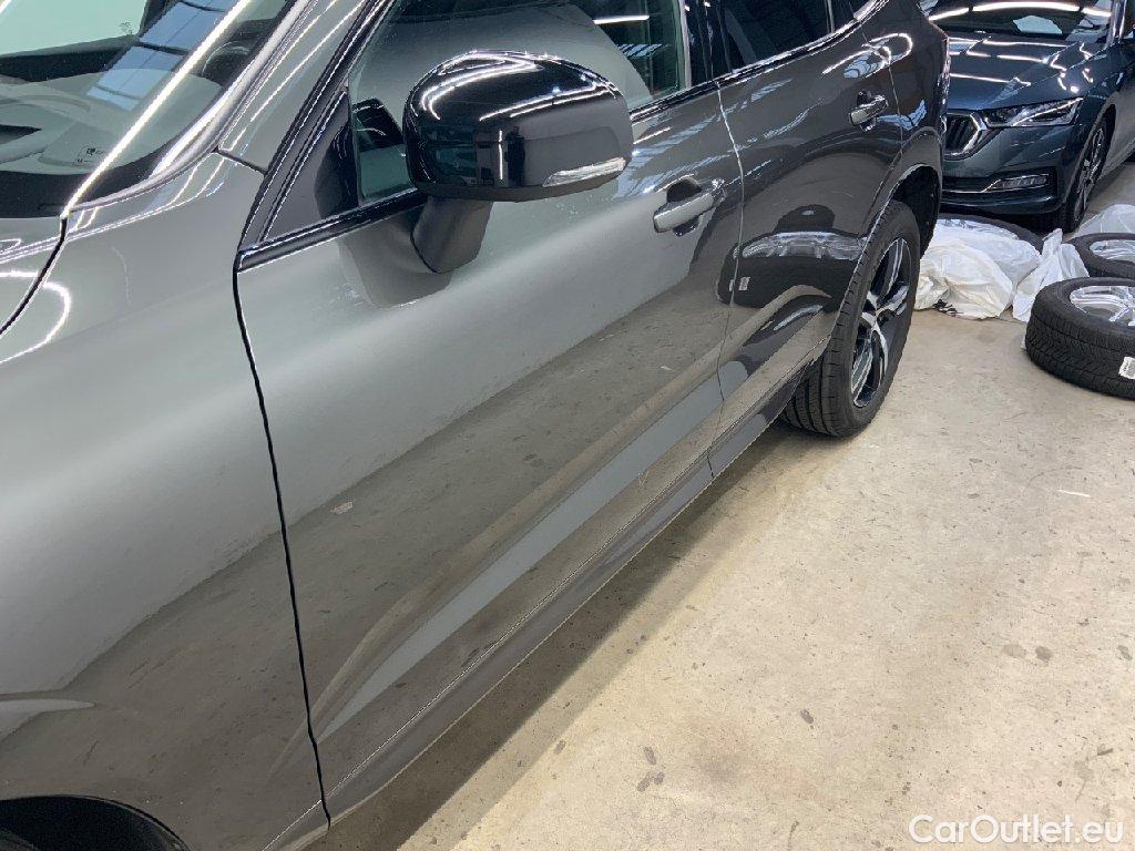 Volvo  XC60  R Design 2WD 2.0 B4 145KW AT8 E6d #23