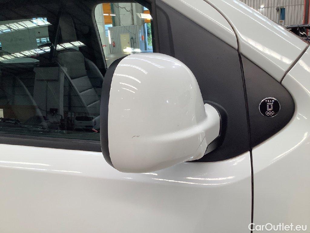 Toyota  Proace  Verso L1 Team D 2.0 130KW AT8 8 Sitzer E6d #25