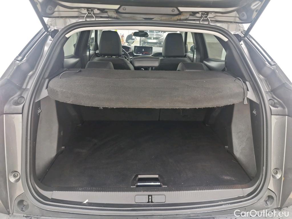 Peugeot  2008  Allure Business 1.2 PureTech 130CV BVM6 E6d #8
