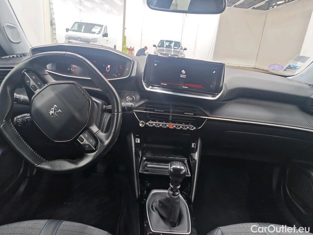 Peugeot  2008  Allure Business 1.2 PureTech 130CV BVM6 E6d #10