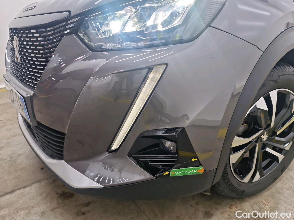 Peugeot  2008  Allure Business 1.2 PureTech 130CV BVM6 E6d #3