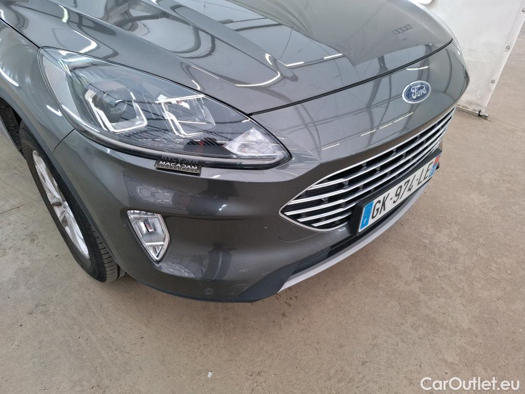 Ford  Kuga FORD  / 2019 / 5P / SUV 190 Hybrid I-AWD(FHEV) Powershi Titanium #11