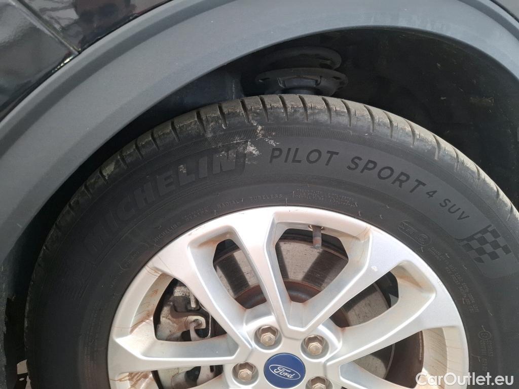 Ford  Kuga  Titanium Plug-In Hybrid 2.5 225CV BVA1 E6dT #85