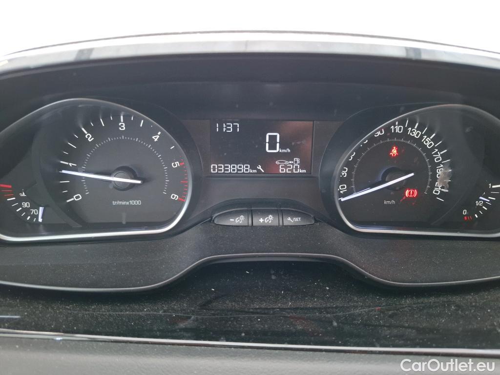 Peugeot  208  Affaire Premium 1.6 HDi 75CV BVM5 E6 #38