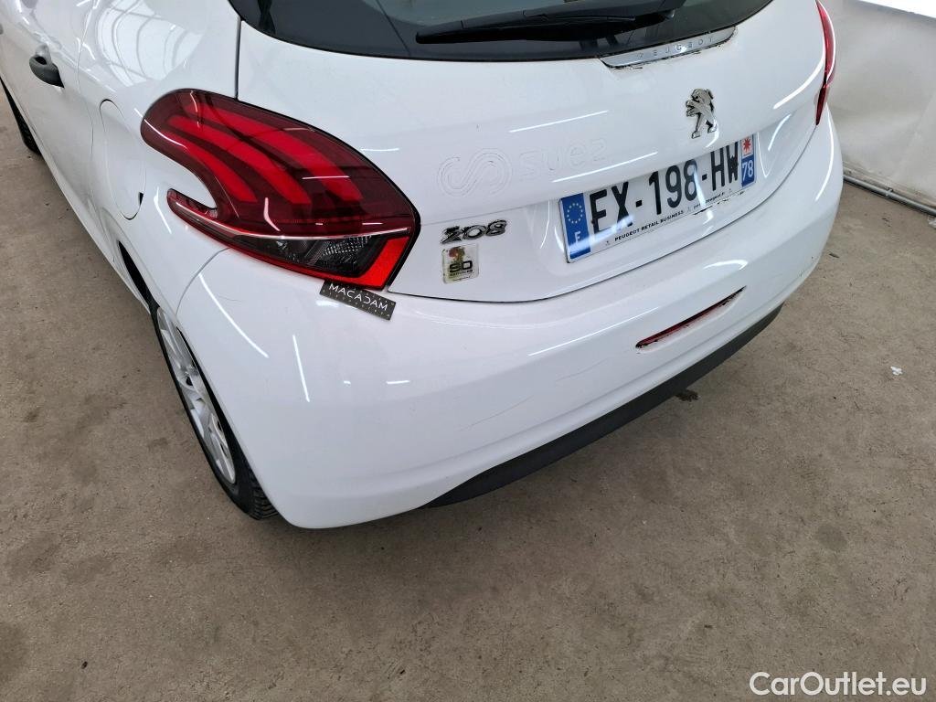 Peugeot  208  Affaire Premium 1.6 HDi 75CV BVM5 E6 #9