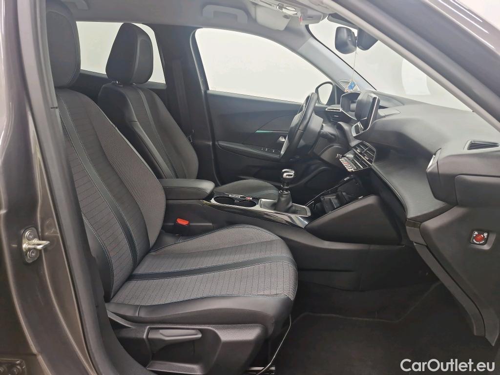 Peugeot  2008  Allure Business 1.2 PureTech 130CV BVM6 E6d #6