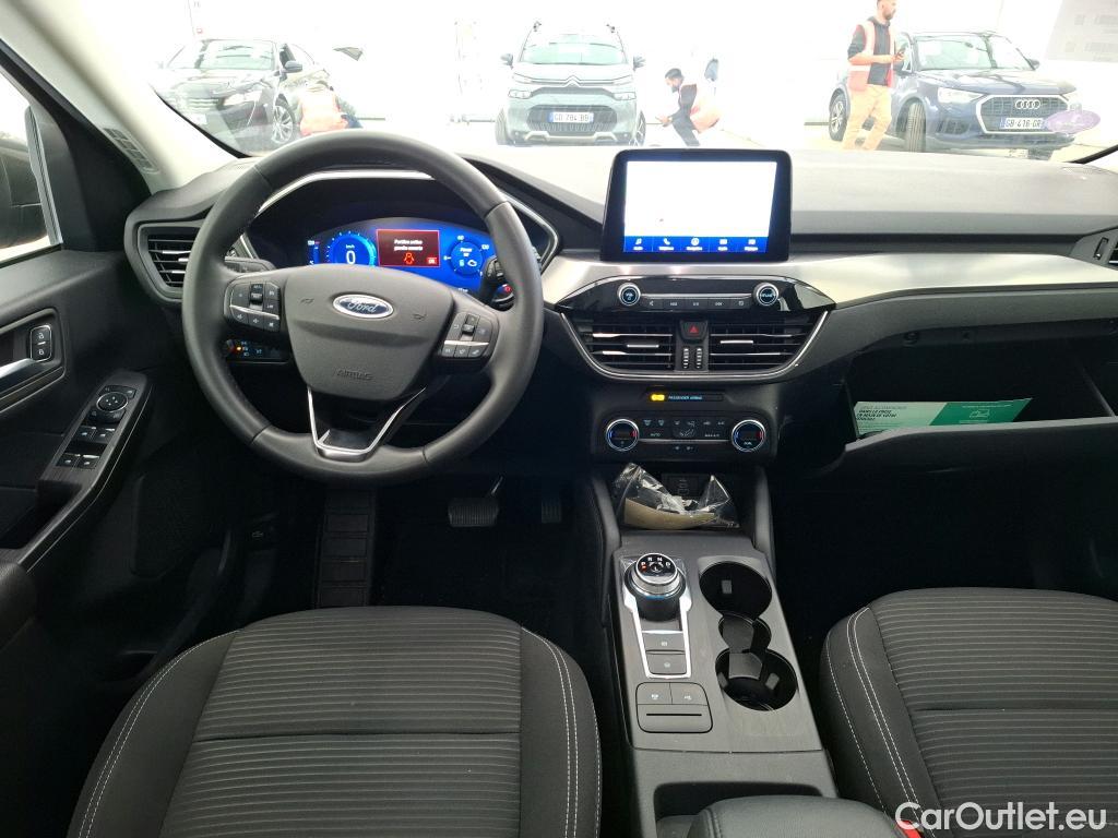 Ford  Kuga FORD  / 2019 / 5P / SUV 190 Hybrid I-AWD(FHEV) Powershi Titanium #5