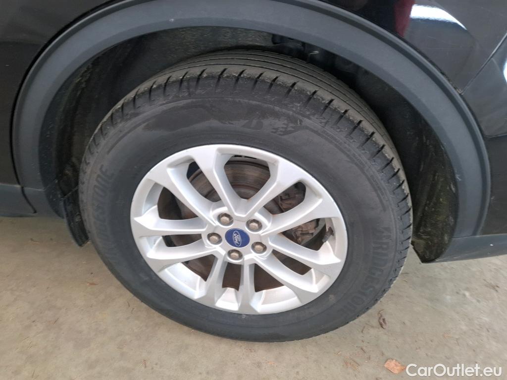 Ford  Kuga  Titanium Plug-In Hybrid 2.5 225CV BVA1 E6dT #72
