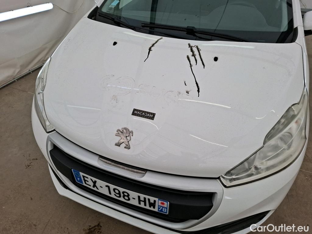 Peugeot  208  Affaire Premium 1.6 HDi 75CV BVM5 E6 #27