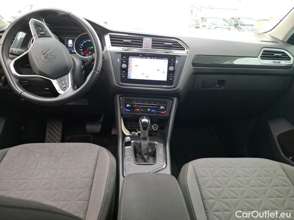 Volkswagen  Tiguan VOLKSWAGEN  / 2020 / 5P / SUV 2.0 TDI 150 DSG7 Life Business #5