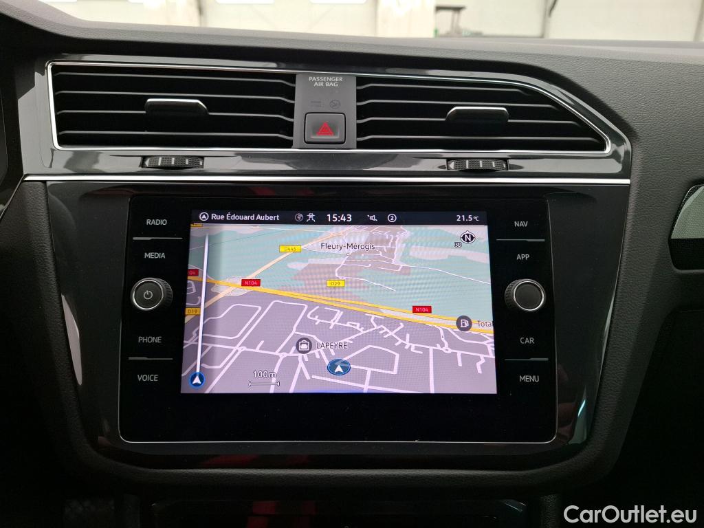 Volkswagen  Tiguan VOLKSWAGEN  / 2020 / 5P / SUV 2.0 TDI 150 DSG7 Life Business #7