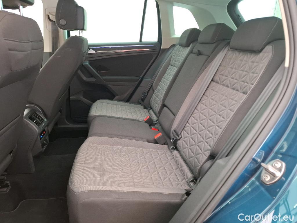 Volkswagen  Tiguan VOLKSWAGEN  / 2020 / 5P / SUV 2.0 TDI 150 DSG7 Life Business #9