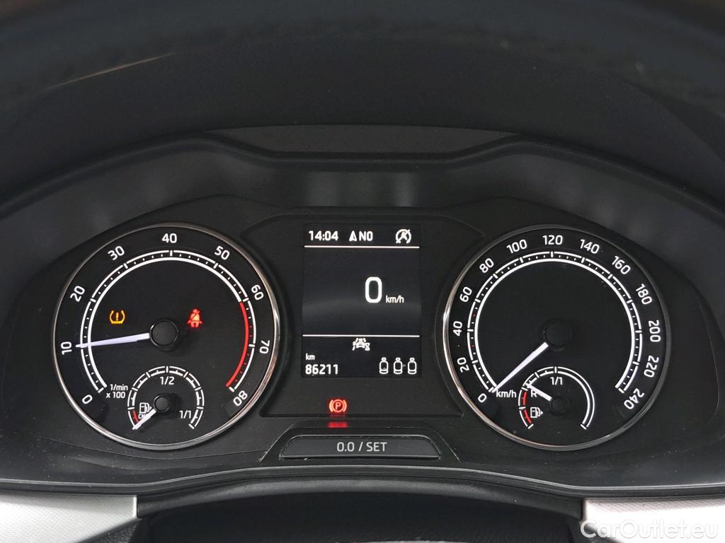 Skoda  Scala Ambition 1.0TGi 90pk/cv 5p Manual CNG  5 #6