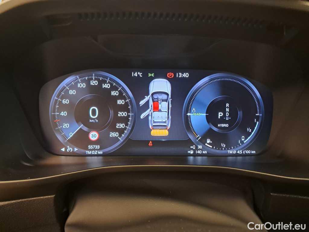 Volvo  XC 40 Inscription 1.5T5 Twin Engine 180pk/cv 5p Geartronic Automatic Petrol/Electric  4 #13