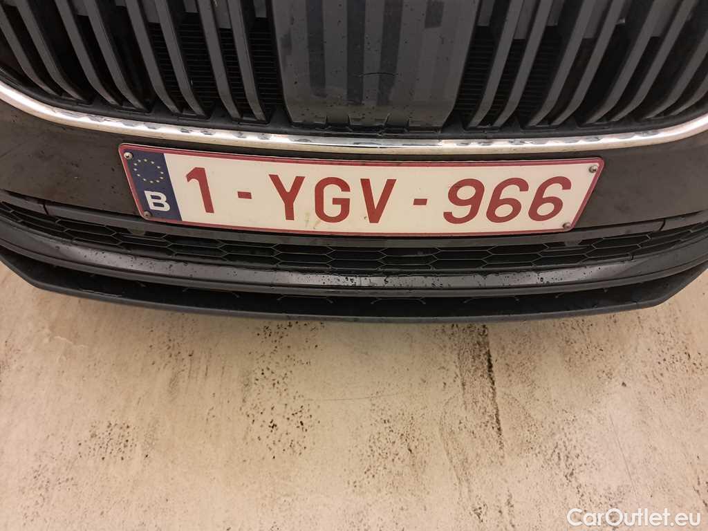 Skoda  Karoq Ambition 1.5TSi 150pk/cv 5p Manual Petrol  3 #12