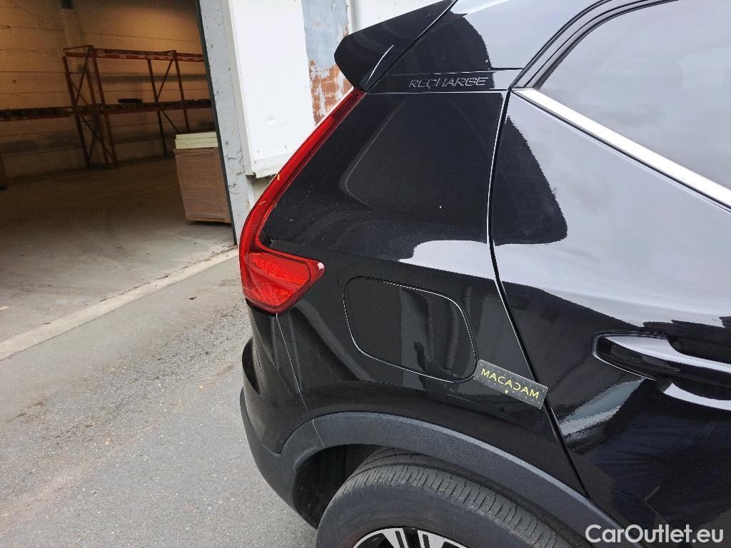 Volvo  XC 40 Inscription 1.5T5 Twin Engine 180pk/cv 5p Geartronic Automatic Petrol/Electric  4 #44