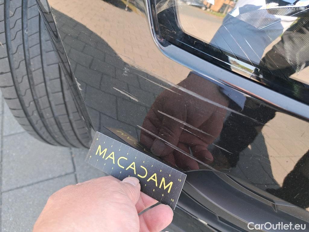 Skoda  Karoq Ambition 1.5TSi 150pk/cv 5p Manual Petrol  3 #32