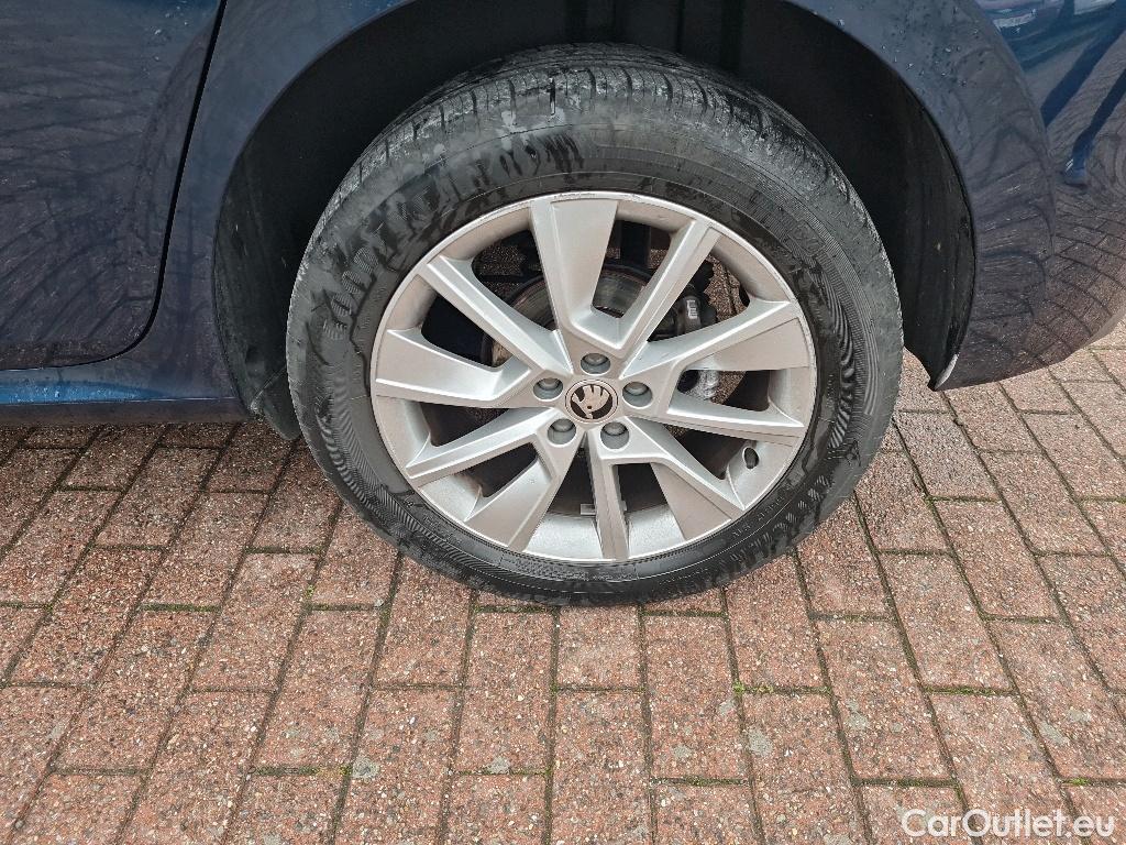 Skoda  KAMIQ Ambition 1.6TDi 115pk/cv 5p Manual Diesel  2 #38