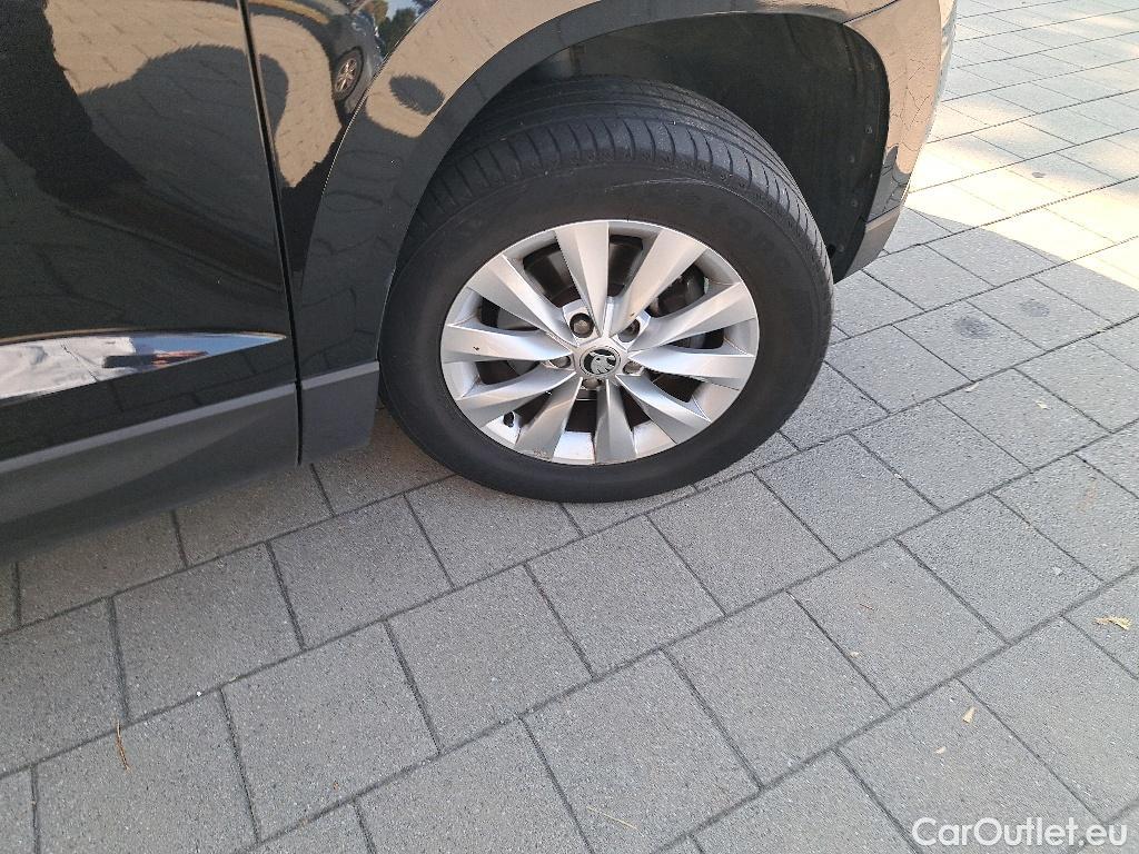 Skoda  Karoq Ambition 1.5TSi 150pk/cv 5p Manual Petrol  3 #40