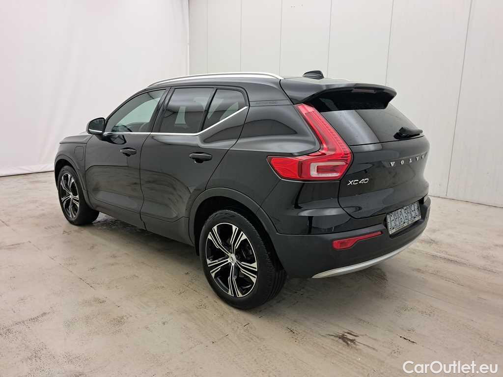 Volvo  XC 40 Inscription 1.5T5 Twin Engine 180pk/cv 5p Geartronic Automatic Petrol/Electric  4 #9