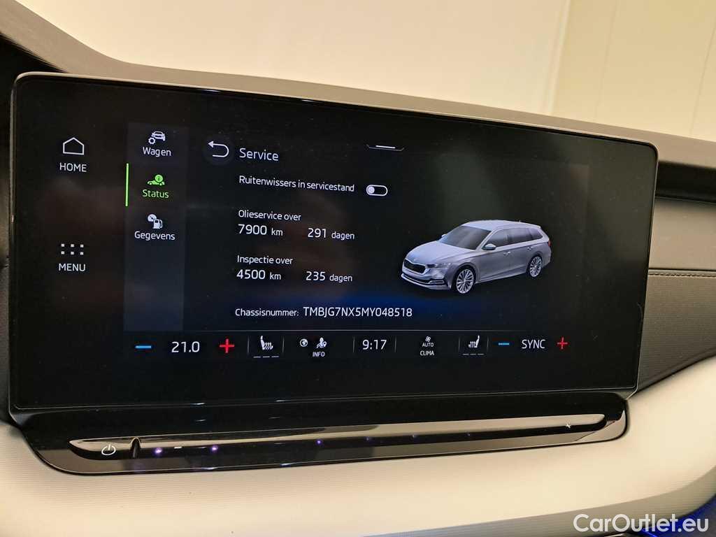 Skoda  Octavia Combi Ambition 2.0TDi 115pk/cv 5p Manual Diesel  6 #19