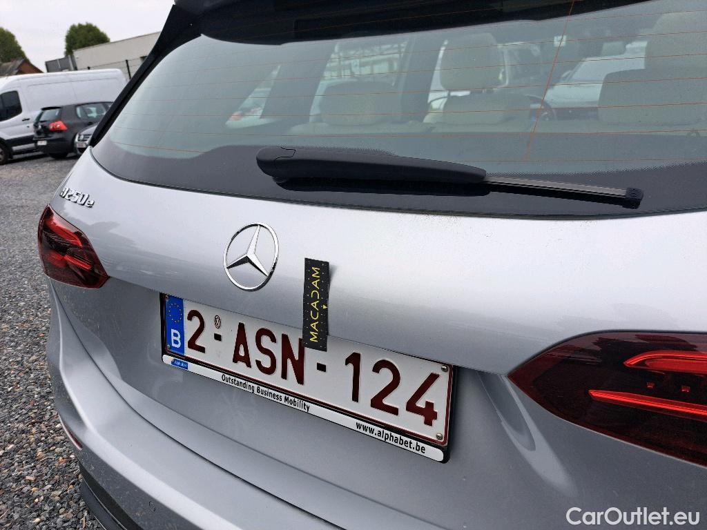 Mercedes  B-Klasse B250e Business Solution 1.3i 218pk/cv 5p 8G-DCT Automatic Petrol/Electric  9 #36