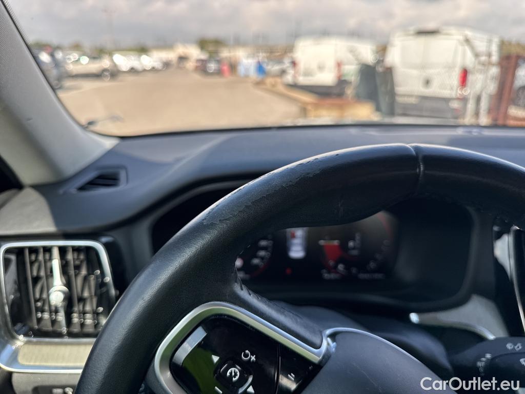 Volvo  S60 VOLVO  / 2019 / 4P / sedán 2.0 T8 AWD Inscription Auto #17