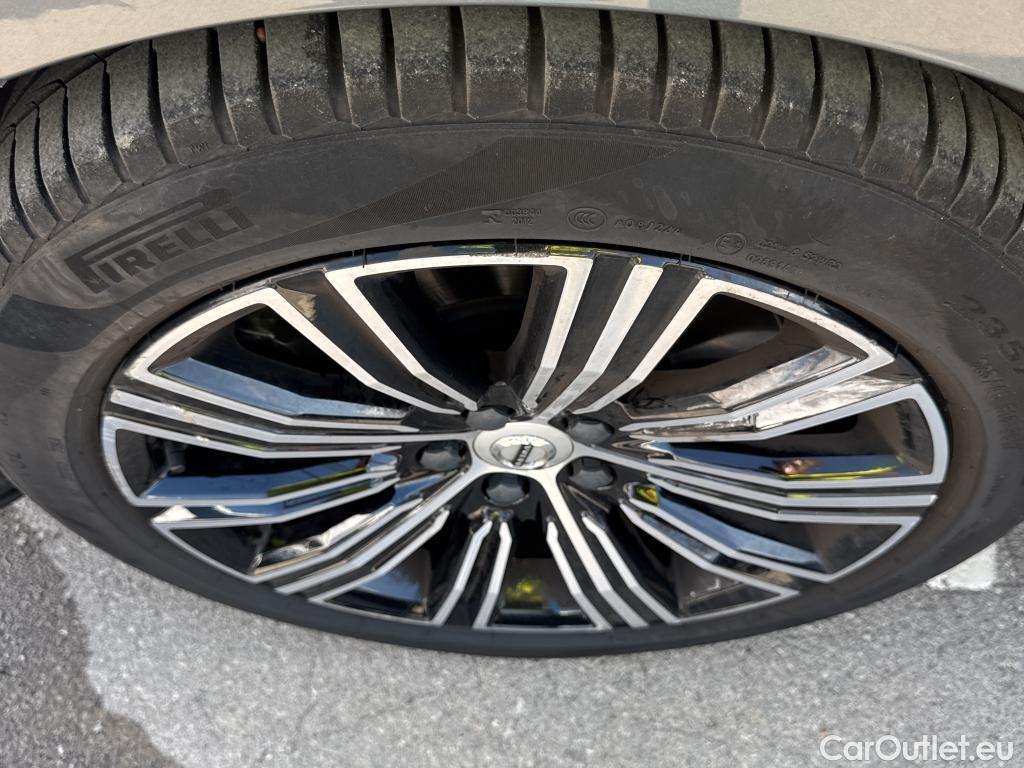 Volvo  S60 VOLVO  / 2019 / 4P / sedán 2.0 T8 AWD Inscription Auto #5