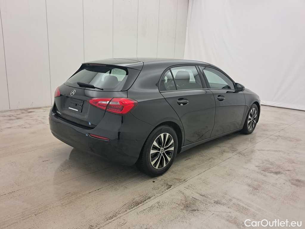 Mercedes  A-Klasse A180d Business Solution Essential 2.0d 116pk/cv 5p Manual Diesel  12 #10