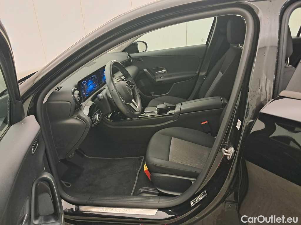 Mercedes  A-Klasse A180d Business Solution Essential 2.0d 116pk/cv 5p Manual Diesel  12 #11