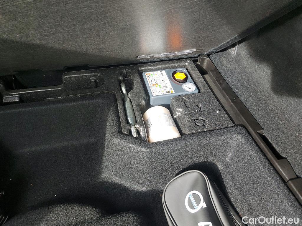 Volvo  XC60 VOLVO  / 2017 / 5P / todoterreno 2.0 B5 D AWD Momentum Auto #10