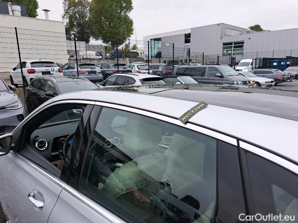 Mercedes  B-Klasse B250e Business Solution 1.3i 218pk/cv 5p 8G-DCT Automatic Petrol/Electric  9 #29