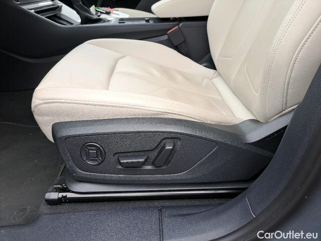 Audi  Q3 Business Edition 35 2.0TDi 150pk/cv 5p S-Tronic Automatic Diesel  11 #22