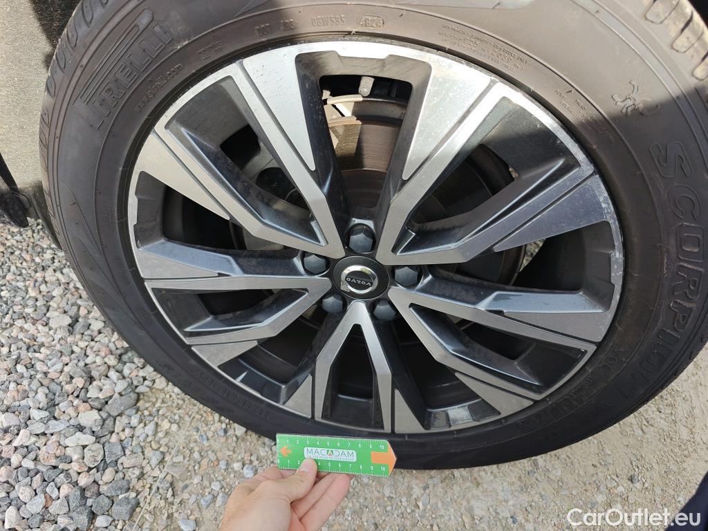 Volvo  XC60 VOLVO  / 2017 / 5P / todoterreno 2.0 B4 D Inscription Auto #4