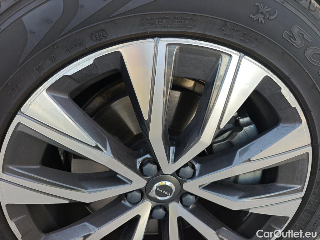 Volvo  XC60 VOLVO  / 2017 / 5P / todoterreno 2.0 B4 D Inscription Auto #9