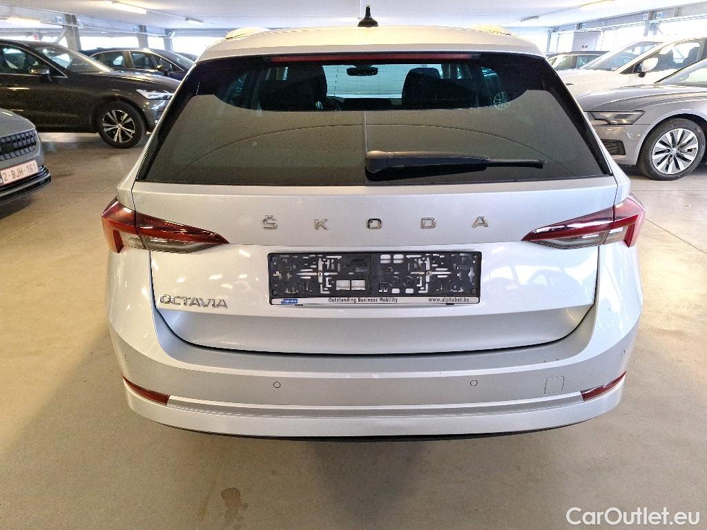 Skoda  Octavia Combi Ambition 2.0TDi 115pk/cv 5p Manual Diesel  6 #33