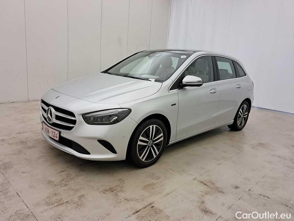 Mercedes  B-Klasse B250e Business Solution 1.3i 218pk/cv 5p 8G-DCT Automatic Petrol/Electric  9 #1